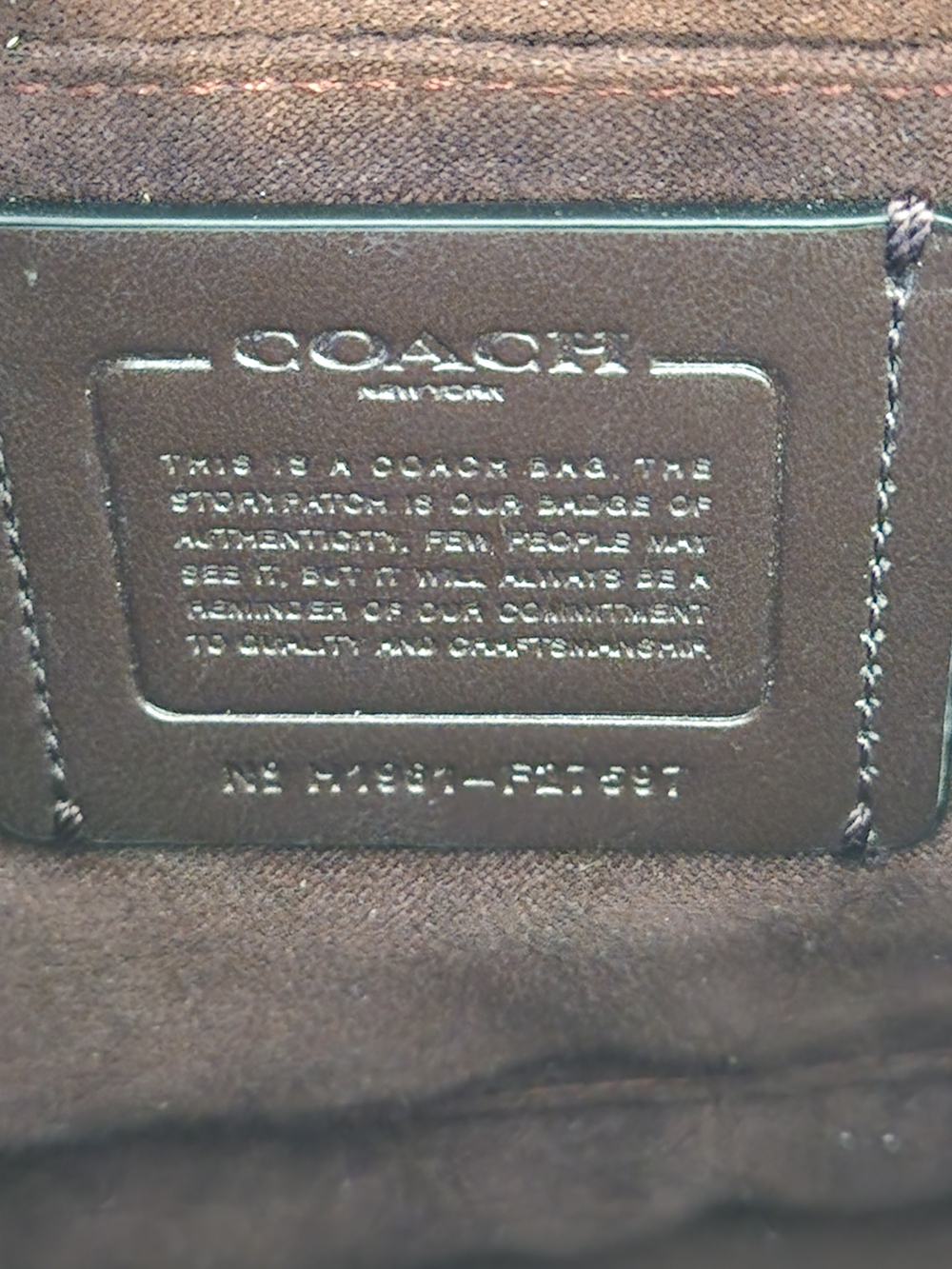Coach Black Signature Dome Satchel F27597 LIKE NEW - Picture 9 of 10